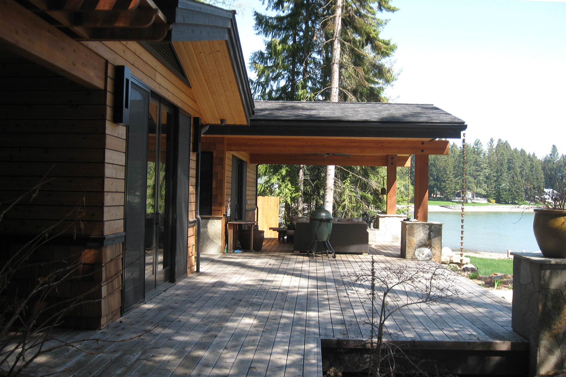 Sandpoint Builders, Inc. builds custom dream homes in North Idaho background image.
