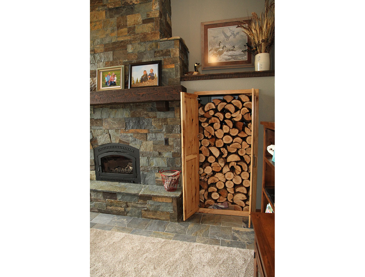 Custom home by Sandpoint Builders in North Idaho, interior fireplace